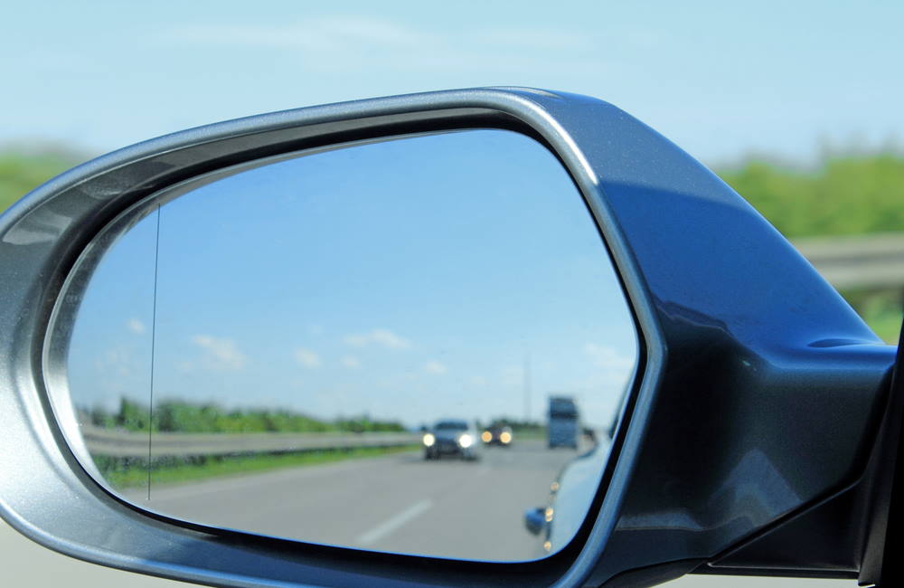 Commercial Vehicle Blind Spot Protection and Collision Avoidance Tips